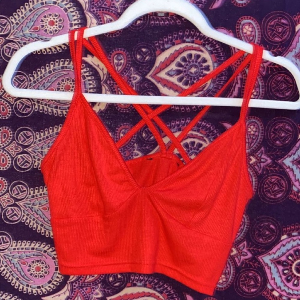 Red strappy cropped tank